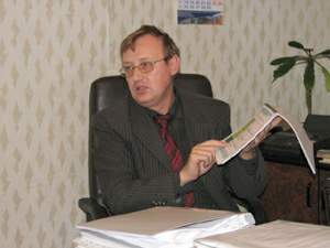 Станислав Захаров: В 2008 году будут и горячая вода, и ремонты в подъездах