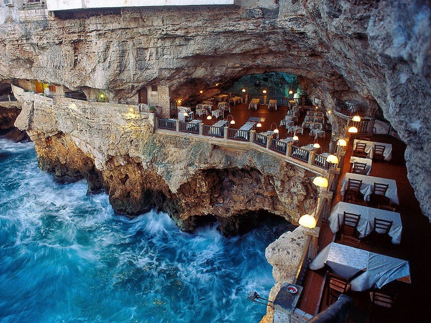 5700360 880 1452670368 italian cave restaurant grotta palazzese polignano mare 31