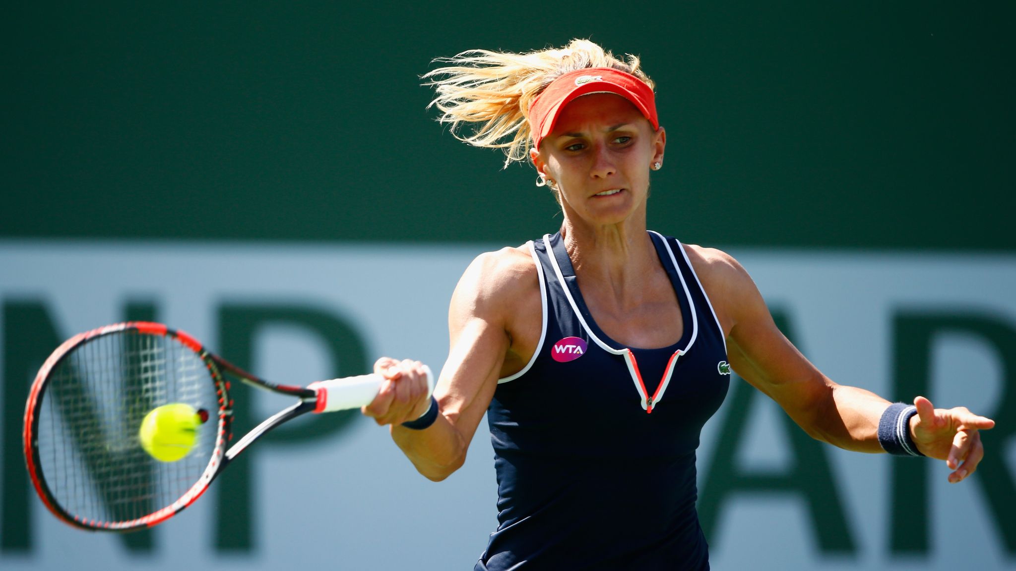 lesia tsurenko french open 2015 action shot 3329924